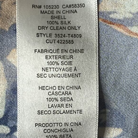 Joie 100% Silk Blouse S Pullover V-Neck Button Front Dusty Blue Floral Romantic - Picture 11 of 13